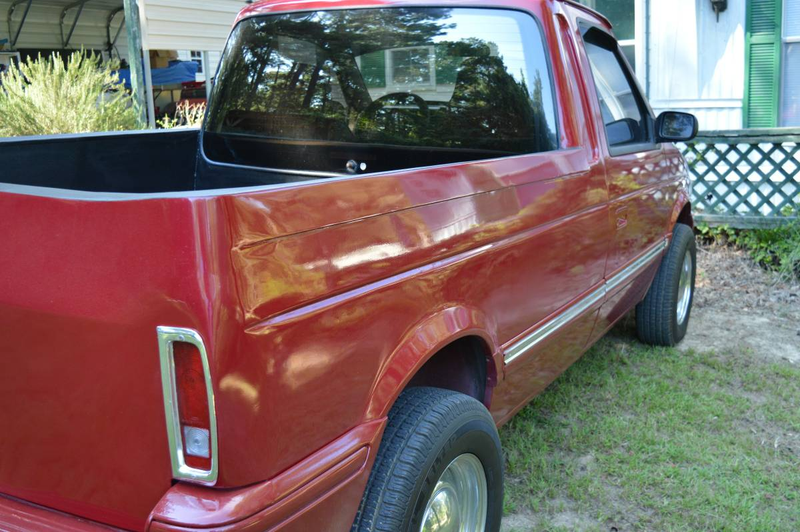 Illustration for article titled At $4,500, Would You Consider Picking Up This Custom 1991 Plymouth Voyager?
